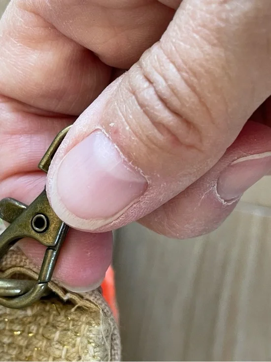 America & Beyond Floral Sequin Crossbody Bag in Coral and Gold - Picture 11 of 13